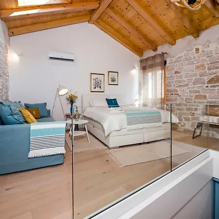 First Row To The Sea Apartament